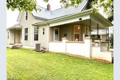 317 E Main Street, West Lafayette, OH 43845 - Photo 2