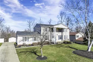 7916 Oakridge Dr, Mentor, OH 44060 - Photo 4