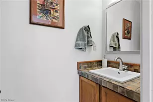 1990 Boxwood Trail, Painesville Twp, OH 44077 - Photo 14