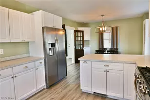 1525 Elm Rd NE, Warren, OH 44483 - Photo 10