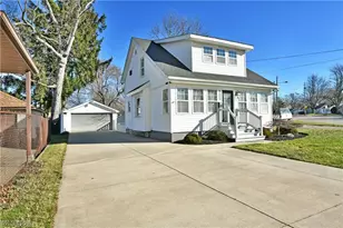 1525 Elm Rd NE, Warren, OH 44483 - Photo 2