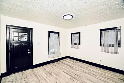 1228 Arnold Avenue, Akron, OH 44305 - Photo 6