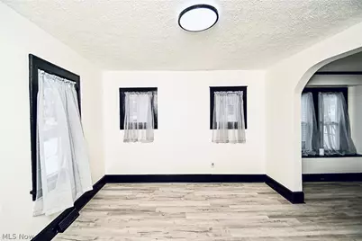 1228 Arnold Avenue, Akron, OH 44305 - Photo 8