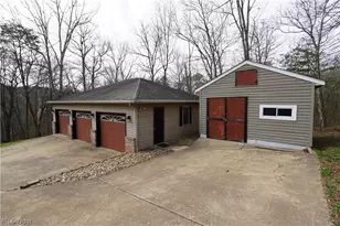 1950 Sams Creek Rd, Mineral Wells, WV 26150 - Photo 10