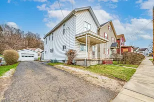 1055 Ambrose Ave, East Liverpool, OH 43920 - Photo 2