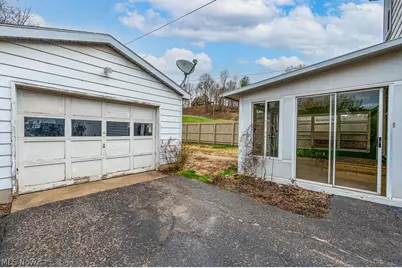 1055 Ambrose Avenue, East Liverpool, OH 43920 - Photo 26