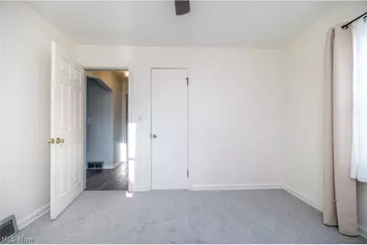 60 Renee Drive, Struthers, OH 44471 - Photo 24