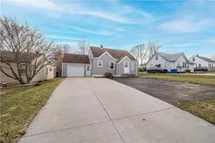 60 Renee Dr, Struthers, OH 44471 - Photo 48