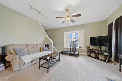 82 Dellenberger Avenue, Akron, OH 44312 - Photo 4