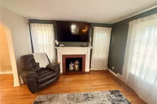 922 Milford St NE, Canton, OH 44714 - Photo 8