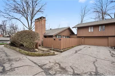 716-7 Claridge Lane, Aurora, OH 44202 - Photo 2