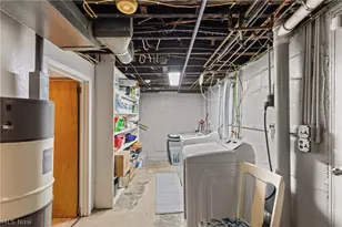 100 W Church St, Wintersville, OH 43953 - Photo 32