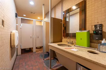 2729 Cleveland Avenue NW, Canton, OH 44709 - Photo 36