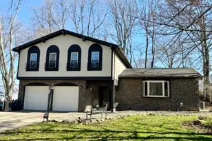 820 Millstone Ln NE, Massillon, OH 44646 - Photo 2