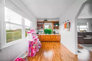 8383 Hoy Rd, Fredericksburg, OH 44627 - Photo 16