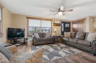 2120 Edmar St, Louisville, OH 44641 - Photo 10