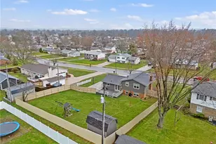 2120 Edmar St, Louisville, OH 44641 - Photo 32