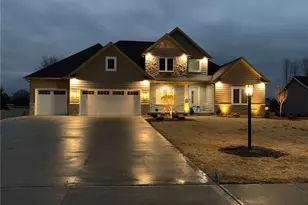 11005 Chippewa Path, North Royalton, OH 44133 - Photo 2