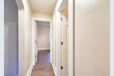 1137 Herberich Avenue, Akron, OH 44301 - Photo 14