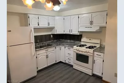 549 NW Montrose Avenue NW, Massillon, OH 44646 - Photo 14