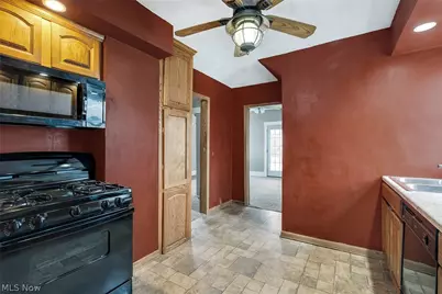 70 S Glenellen Avenue, Youngstown, OH 44509 - Photo 16