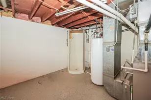 6045 Dunham Rd, Maple Heights, OH 44137 - Photo 18