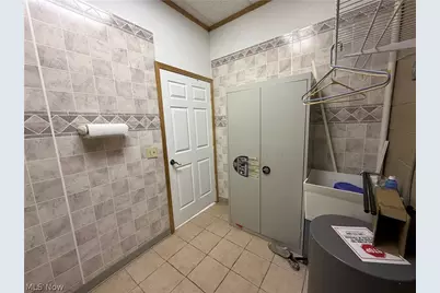 1300 7th Street NW, Canton, OH 44703 - Photo 8