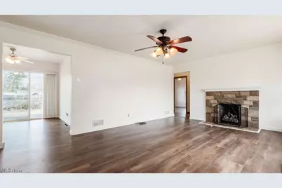 3125 Arrow Point Drive, Zanesville, OH 43701 - Photo 2