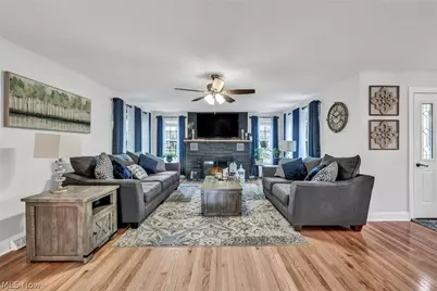 9753 Prospect Road, Strongsville, OH 44149 - Photo 6