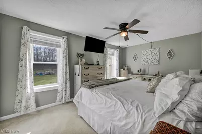 9753 Prospect Road, Strongsville, OH 44149 - Photo 18