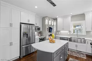 2934 Scarborough Rd, Cleveland Heights, OH 44118 - Photo 10