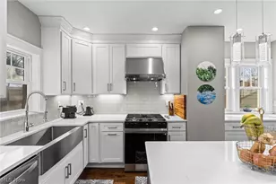 2934 Scarborough Rd, Cleveland Heights, OH 44118 - Photo 12