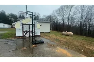 8536 Goddard Craft Ln, Cambridge, OH 43725 - Photo 10