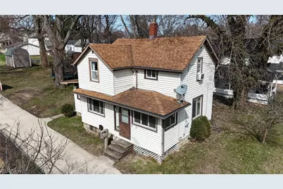 30 22nd Street NW, Barberton, OH 44203 - Photo 2