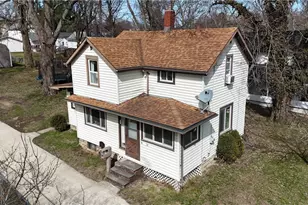 30 22nd St NW, Barberton, OH 44203 - Photo 2