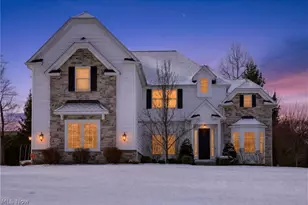 11530 Monarch Ct, Concord Twp, OH 44077 - Photo 2