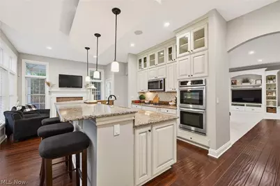 11530 Monarch Court, Concord Twp, OH 44077 - Photo 10