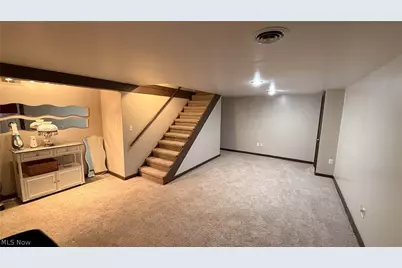 3800 Hanlin Way, Weirton, WV 26062 - Photo 12