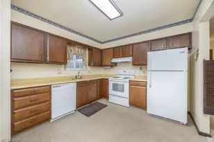 234 Woodlawn Ave, Belpre, OH 45714 - Photo 10