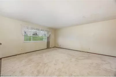 234 Woodlawn Avenue, Belpre, OH 45714 - Photo 6