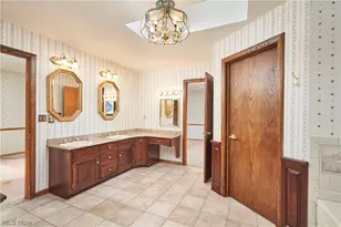 535 Crystal Lake Rd, Akron, OH 44333 - Photo 20