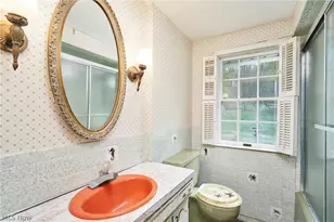 535 Crystal Lake Rd, Akron, OH 44333 - Photo 24