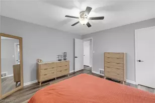 311 E 262nd St, Euclid, OH 44132 - Photo 14