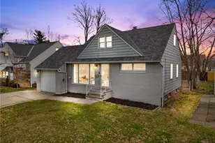 311 E 262nd St, Euclid, OH 44132 - Photo 2