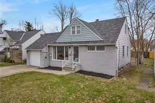 311 E 262nd St, Euclid, OH 44132 - Photo 4