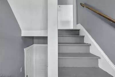 701 E 157th Street, Loveland, OH 44110 - Photo 22