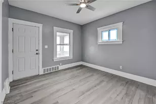 701 E 157th St, Loveland, OH 44110 - Photo 8