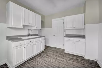 701 E 157th Street, Loveland, OH 44110 - Photo 30