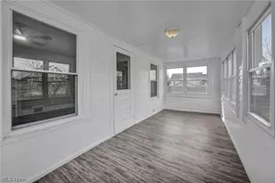 701 E 157th St, Loveland, OH 44110 - Photo 24