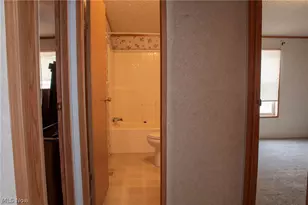 17607 Halleys, Pleasant City, OH 43772 - Photo 14